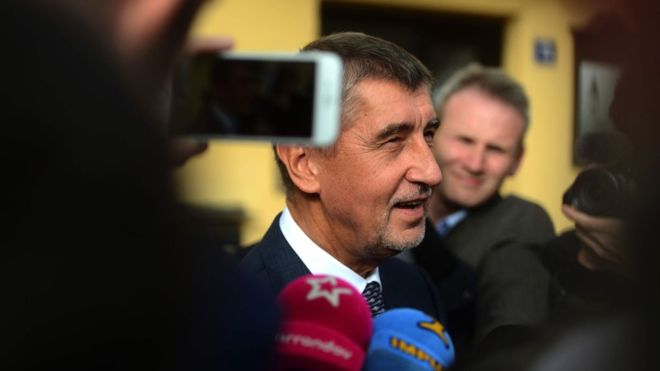 На виборах у Чехії перемагає мільярдер Бабіш