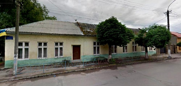 В мережі розповіли, як в Ужгороді відкрили першу в Європі ромську школу